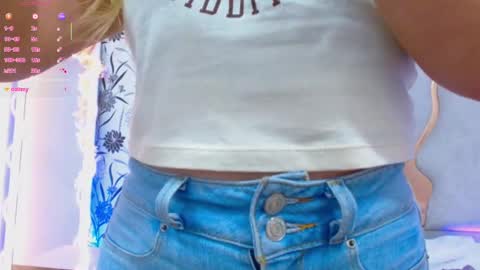 hanaa_tay online show from 09.10.25