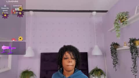 hanaahquinn online show from 11.04.25