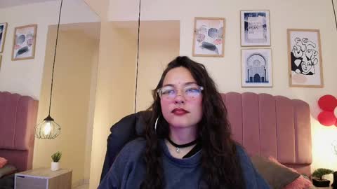 Snapshot of hanabie_ chatting on 04.11.26 hanabie_ online show from 04.11.26