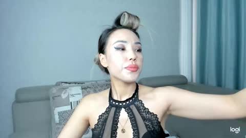 Hanah online show from 02.24.25