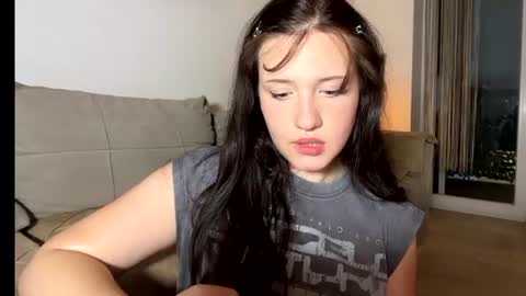Snapshot of hanahwoods chatting on 07.17.26 hanahwoods online show from 07.17.26