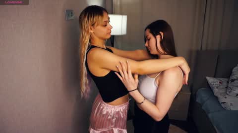 Snapshot of hanalif chatting on 01.24.25 Blair and Ethel online show from 01.24.25