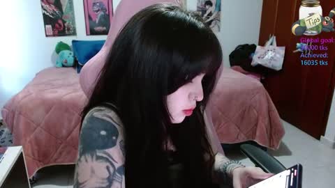 Snapshot of hanamikitty chatting on 09.09.25 Madeleine online show from 09.09.25