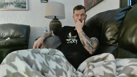 Snapshot of handofmeat11 chatting on 01.17.25 Hand of meat online show from 01.17.25