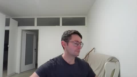 Snapshot of handsome_sasha chatting on 12.05.25 Sasha online show from 12.05.25