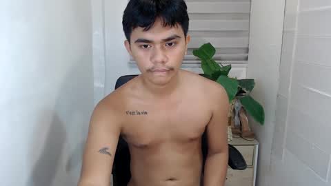 handsome_vanana online show from 03.04.25