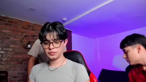 leonardfarrucknick and otis online show from 03.05.26