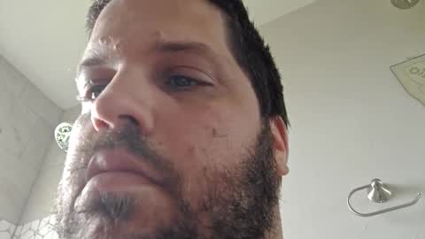 handsomedaddy198923 online show from 10.16.25