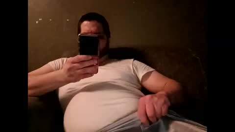 Snapshot of handsomedaddy198924 chatting on 02.15.26 Handsomedaddy198923 online show from 02.15.26