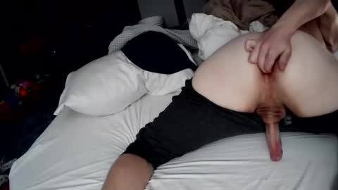 handsomedevil986055 online show from 12.25.24