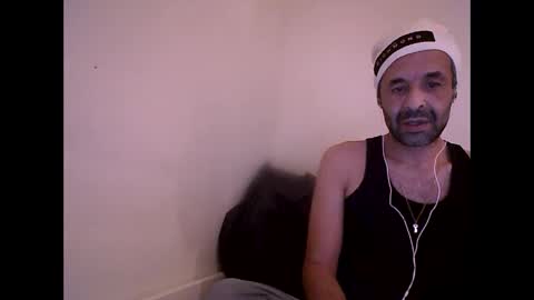 handsomepenis20cm online show from 11.27.25