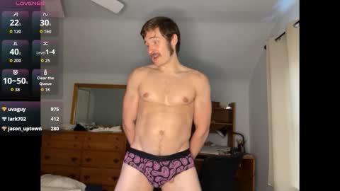 Snapshot of handsumhung chatting on 10.17.25 handsumhung online show from 10.17.25