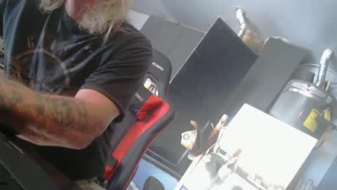 Snapshot of handyman5303 chatting on 01.08.25 Handystudman online show from 01.08.25