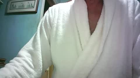 Snapshot of handymanforyou177322 chatting on 04.19.26 handymanforyou177322 online show from 04.19.26
