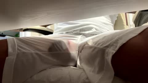 hangit0ut online show from 03.05.25