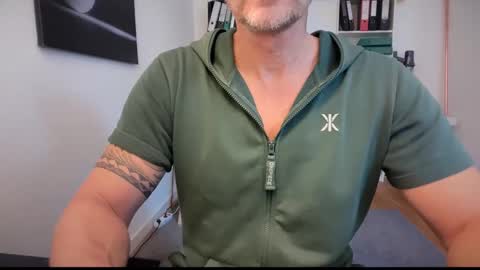 hanky online show from 10.14.25