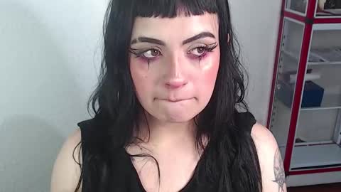 Snapshot of hanna99moon chatting on 02.14.25 JUANA online show from 02.14.25