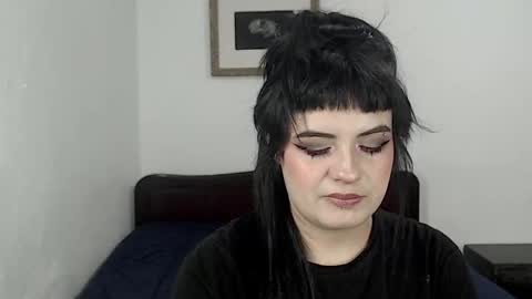 Snapshot of hanna99moon chatting on 09.16.25 JUANA online show from 09.16.25