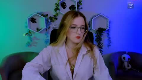 Snapshot of hanna__moon1 chatting on 06.16.26 Hanna online show from 06.16.26