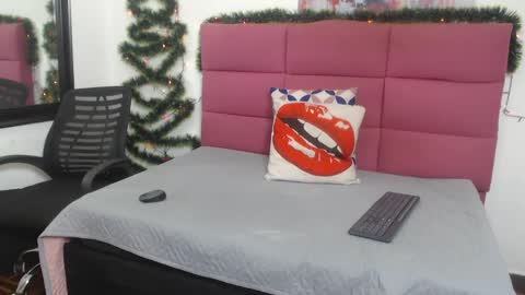 Hanna Palmer online show from 12.11.24