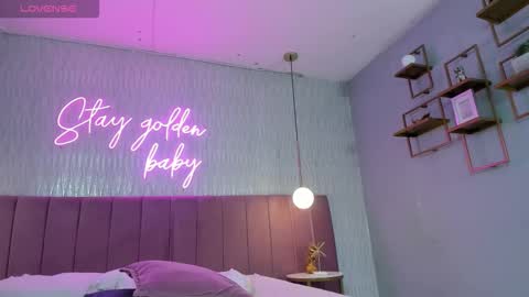 Snapshot of hanna_bastian_vc chatting on 10.16.25 hanna_bastian_vc online show from 10.16.25