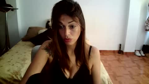 Hanna charming online show from 12.19.24