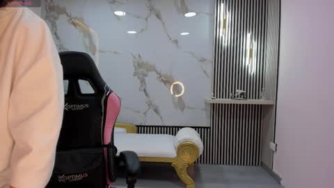 Hanna online show from 12.21.25