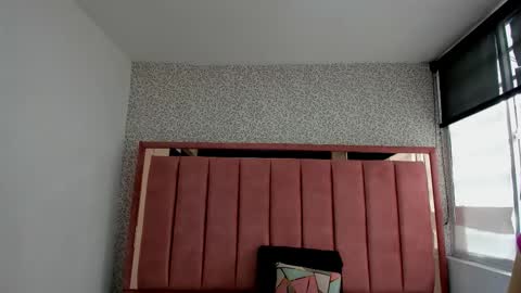  H A N N A  online show from 10.09.25