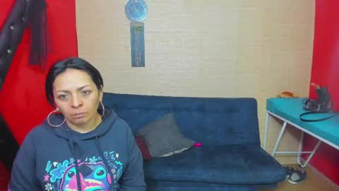 Snapshot of hanna_mature01 chatting on 09.15.25 Hanna online show from 09.15.25