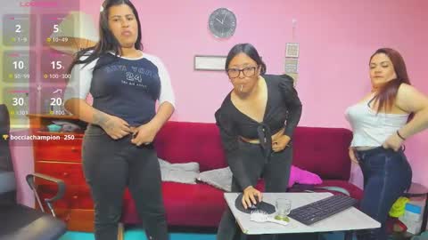 Snapshot of hanna_mature01 chatting on 09.20.25 Hanna online show from 09.20.25