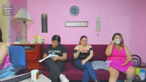 Snapshot of hanna_mature01 chatting on 09.26.25 Hanna online show from 09.26.25