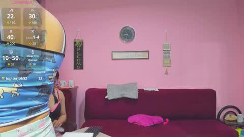 Snapshot of hanna_mature01 chatting on 10.04.25 Hanna online show from 10.04.25