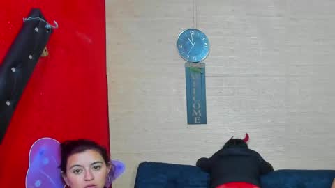 Snapshot of hanna_mature01 chatting on 10.31.25 Hanna online show from 10.31.25