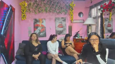 Snapshot of hanna_mature01 chatting on 04.18.26 Hanna online show from 04.18.26