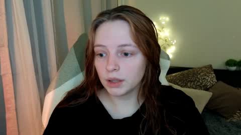 Snapshot of hanna_melon chatting on 02.02.25 Hanna next stream is Mo 8pm-6am by CET online show from 02.02.25