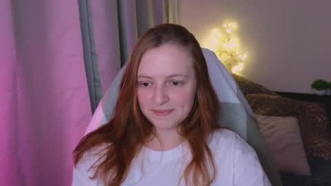 Snapshot of hanna_melon chatting on 02.14.25 Hanna next stream is Mo 8pm-6am by CET online show from 02.14.25