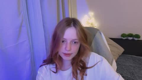 Snapshot of hanna_melon chatting on 02.27.25 Hanna next stream is Mo 8pm-6am by CET online show from 02.27.25