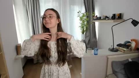 Snapshot of hanna_mora chatting on 03.23.26 Nicole online show from 03.23.26