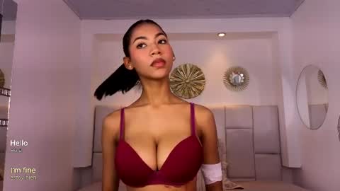 Snapshot of hanna_vic chatting on 06.19.26 hanna_vic online show from 06.19.26