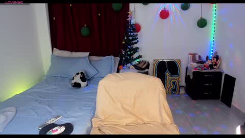 Akane Tendo online show from 12.26.24