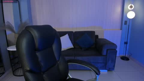  Hanna Connor  online show from 01.05.25