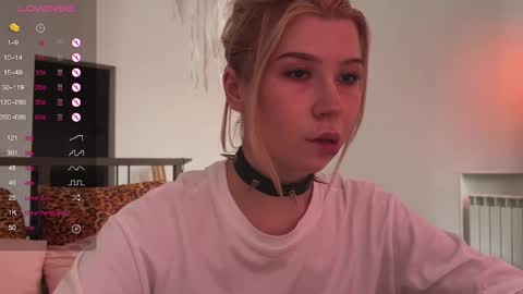 Snapshot of hannah_allin chatting on 01.22.25 Hannah Allin online show from 01.22.25