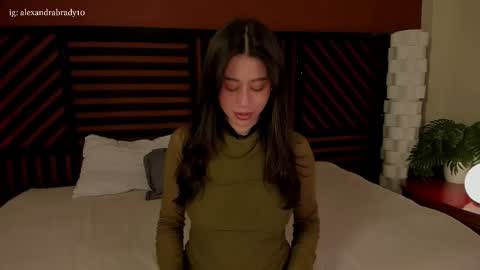 Hannah online show from 02.25.26