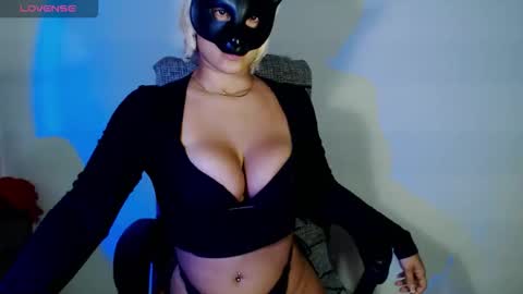 hannah kiim online show from 11.06.25