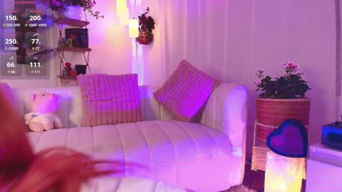 Snapshot of hannah_lovee chatting on 01.28.25 hannah_lovee online show from 01.28.25