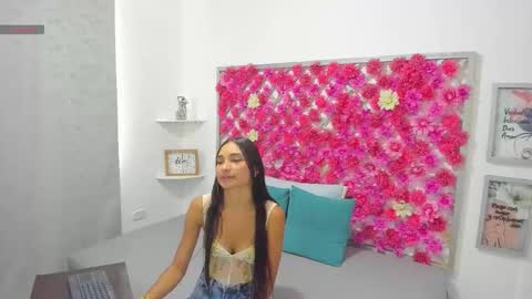 Hannah Miller online show from 09.27.25