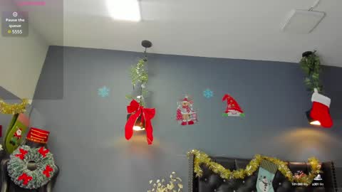 HANNAH MILLER online show from 12.23.24