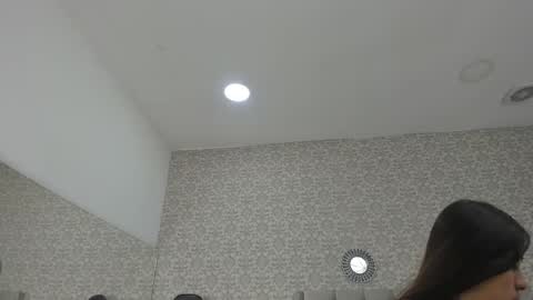 HANNAH MILLER online show from 01.02.25