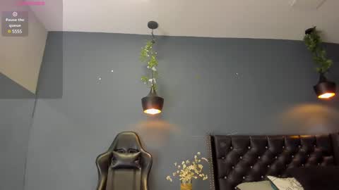 HANNAH MILLER online show from 01.13.25