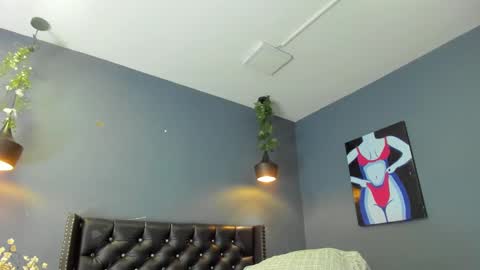 HANNAH MILLER online show from 01.27.25